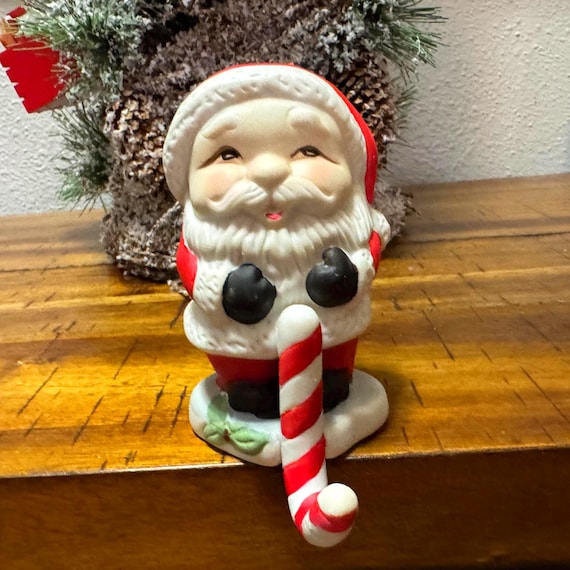 Vintage Santa Shelf Sitter Figurine – Taiwan 1980s