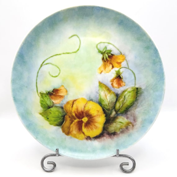 Beautiful Peach Floral Design on Vintage Decorative Plate