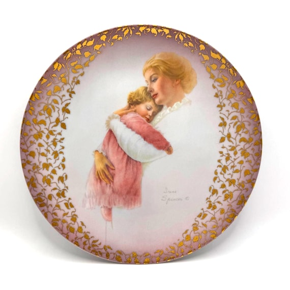Vintage "Sleep, Little Baby" Collector plate by Irene Spencer, 1978