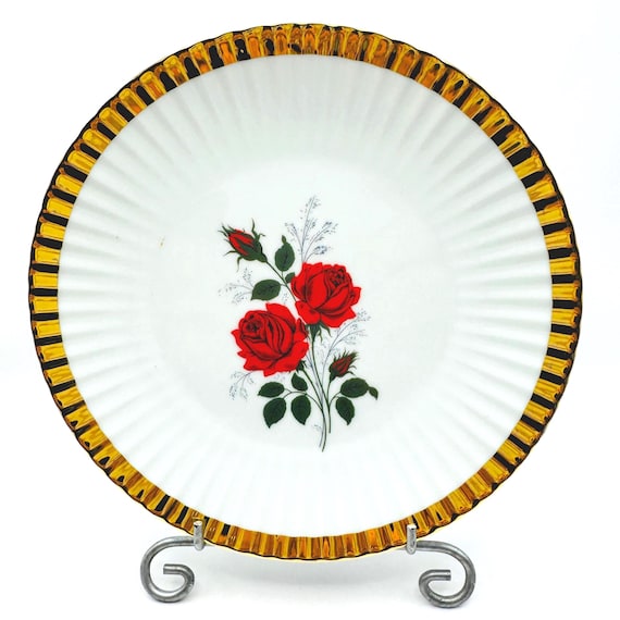 Elegant Vintage Bareuther Waldsassen Plate with Gold Band & Red Roses