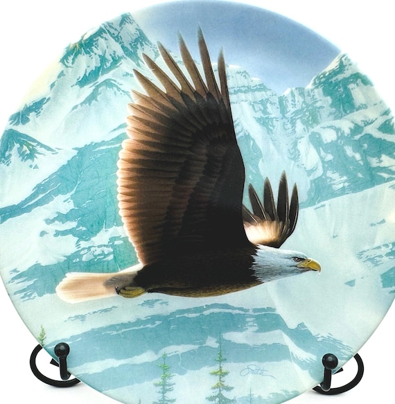 Vintage Knowles Bald Eagle by Daniel Smith - Majestic Birds Series 1st Issue Collectible