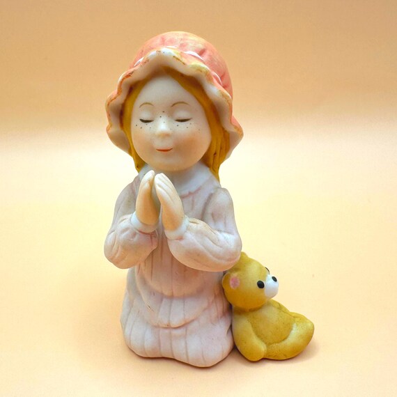 Vintage Holly Hobbie At Day’s End Praying Girl Teddy Bear Figurine