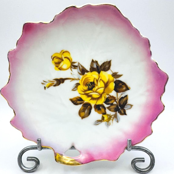 Vintage Leaf Trinket Dish - Pink with Yellow roses