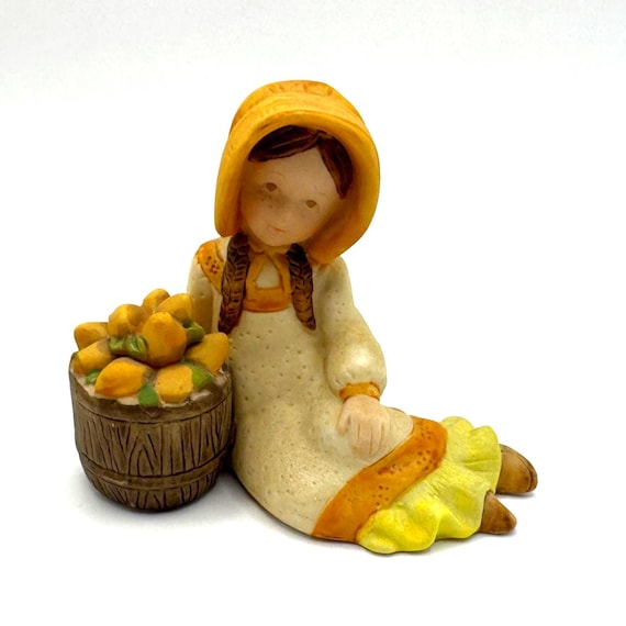 Vintage Holly Hobbie Mini Figurine Girl with Lemons Designers Collection