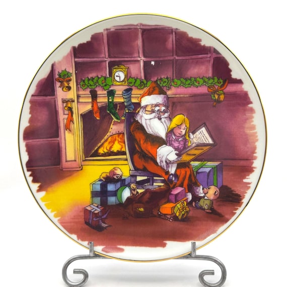 Pair of Retro Christmas Plates by Paul Leitner Wiesau Bavaria