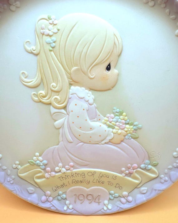 Precious Moments 1994 Mother’s Day Plate 3D Relief Sam Butcher Enesco