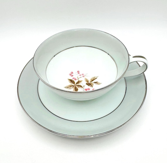 Vintage Noritake Teacups - Pattern 5447 - Platinum Trim and Berries - Light Gray
