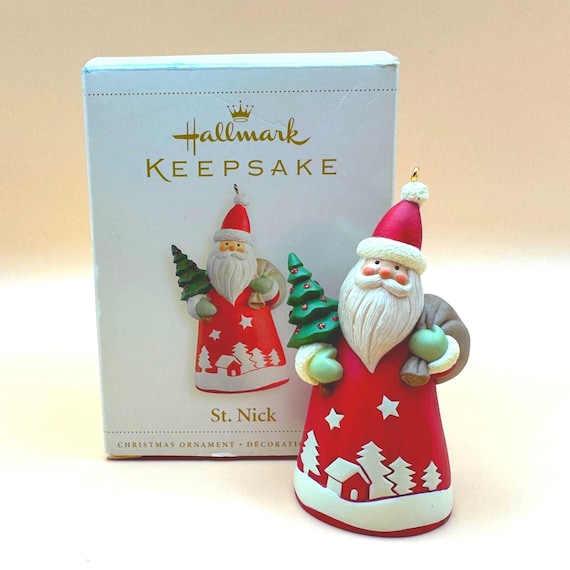2006 Hallmark St. Nick Keepsake Santa Ornament with Box