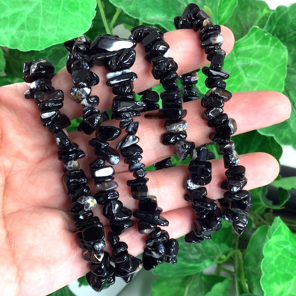 Onyx Bracelet Stretch String Bracelet Natural Gemstone Black Onyx Chip Bracelets Nugget Chip Beaded Handmade Jewelry Balance Crystal