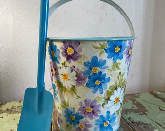 Vintage Ohio Art Pale and Shovel - Metal Floral Sand Bucket - Collectible Tin Pale