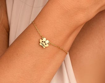 Personalized Gold Tiny Paw Bracelet Engraved Pet Name, Minimalist Dog/Cat Memorial Loss Remembrance Jewelry, Pet Lover Unique Birthday Gift