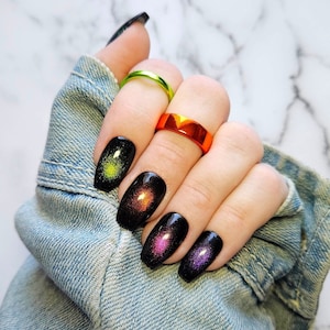 Rainbow Cylindrical Cat Eye Magnetic Press On Nail Set
