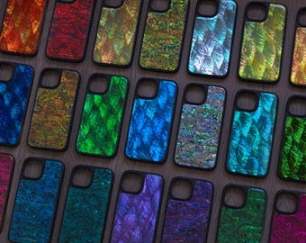 手作りのアワビ貝のiPhoneケース：樹脂製マザーオブパール、カラフル