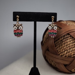 Owl Earrings, Glass Earrings, Bird Earrings, Bird Dangle Earrings, Bird Jewelry, Barn Owl earrings, Whimsical Earrings, Lechusa Arestes