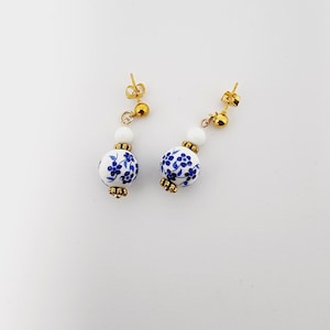 delft blue earrings handmade, blue and white chinoiserie earrings, unique gifts for sister birthday gifts for her, nickel free earrings