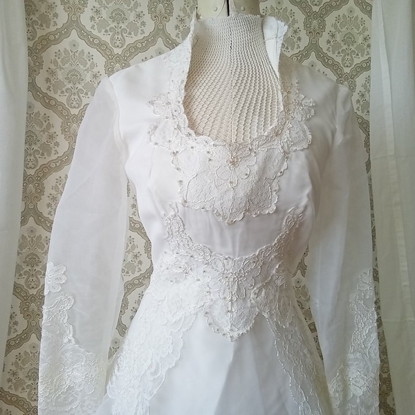 Vintage 1970s Wedding Dress Victorian Style