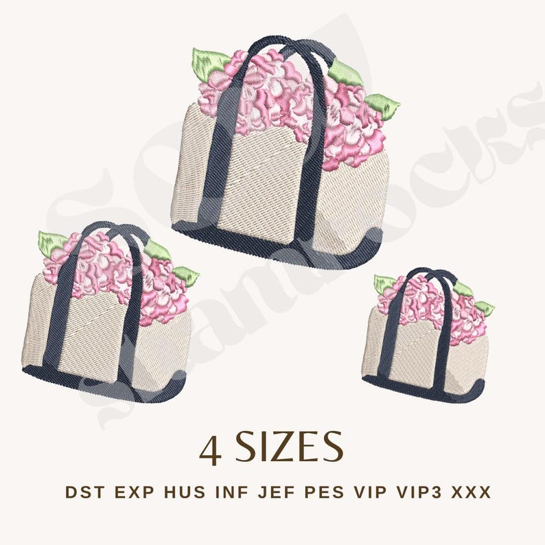 Pode incluir: Um design bordado com quatro sacolas de diferentes tamanhos. Cada sacola &eacute; bege com al&ccedil;as e acabamentos em azul marinho, preenchida com flores rosa e folhas verdes. O texto "4 SIZES" est&aacute; abaixo, junto com abrevia&ccedil;&otilde;es de tipos de arquivo.