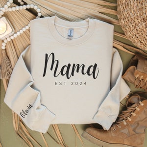 Personalized Mama Sweatshirt with Kid Names on Sleeve, Mothers Day Gift, Birthday Gift for Mom, New Mom Gift, Minimalist Cool Mom Sweater