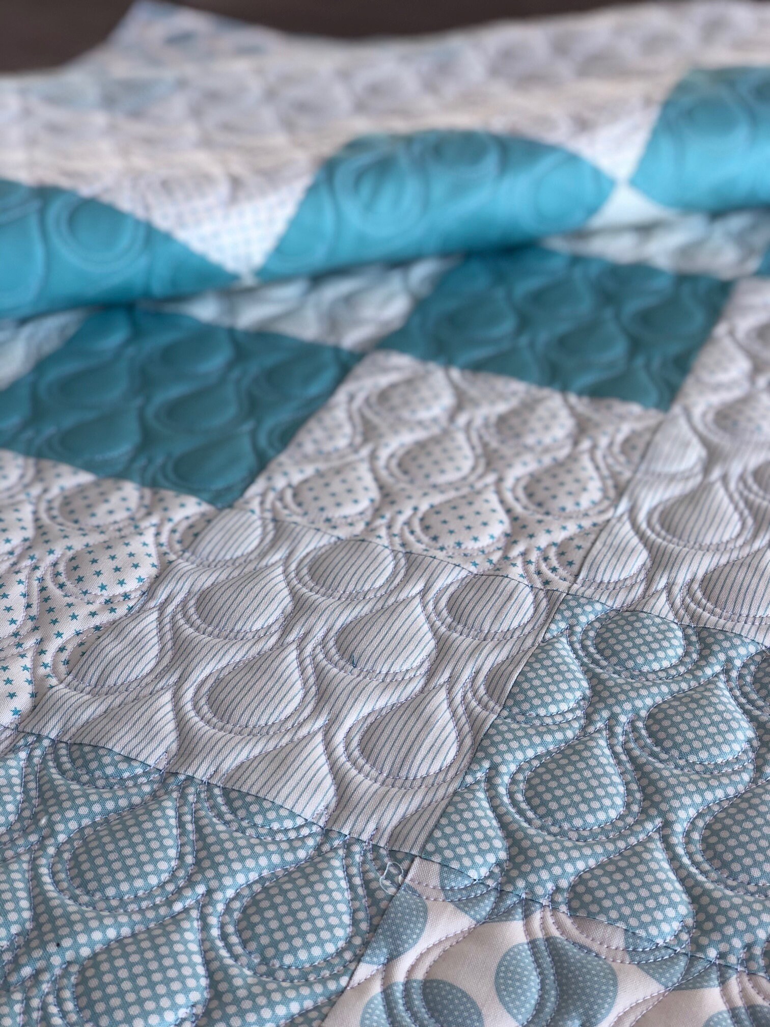 Fleur De Bleu Organic Muslin Baby Quilt with Blue Trim main image 1