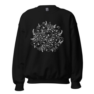 May Birth Flower Bouquet Unisex Sweatshirt, Boho Floral Plant Minimalist Flower Sweater, Mothers Day Gift, Birthday Gift, Crewneck
