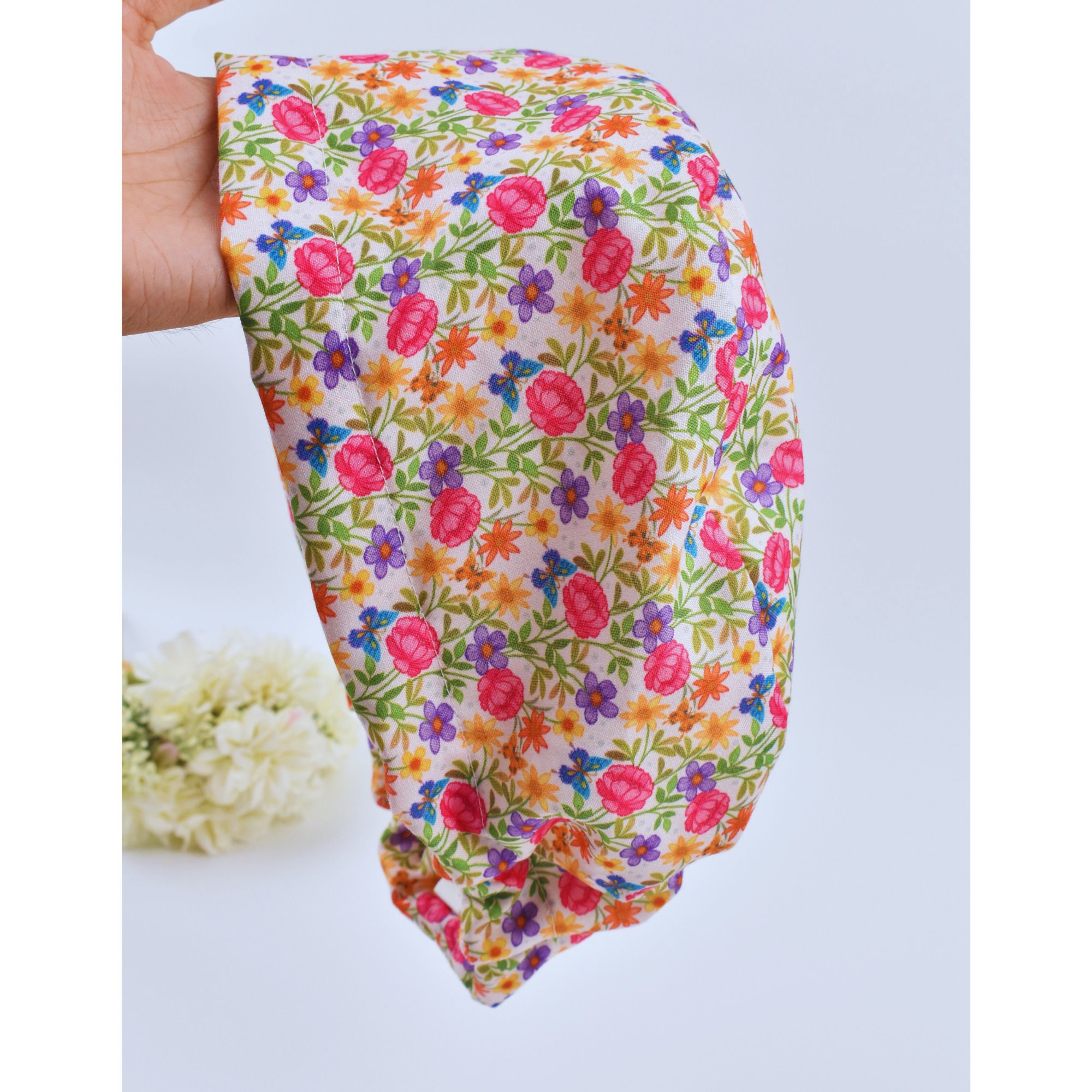 Butterflies Euro Scrub Cap for Women, Floral Summer scrub cap. Surgical cap Satin Lined Option, Floral Euro scrub cap silk lined scrub cap.