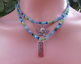 Gargantilla de cuentas de semillas Angelcore Y2K: collar con dije de alas de ángel