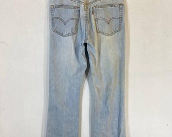 Vintage Levi's 550 Jeans | Relaxed Fit, Light Wash Tapered Leg