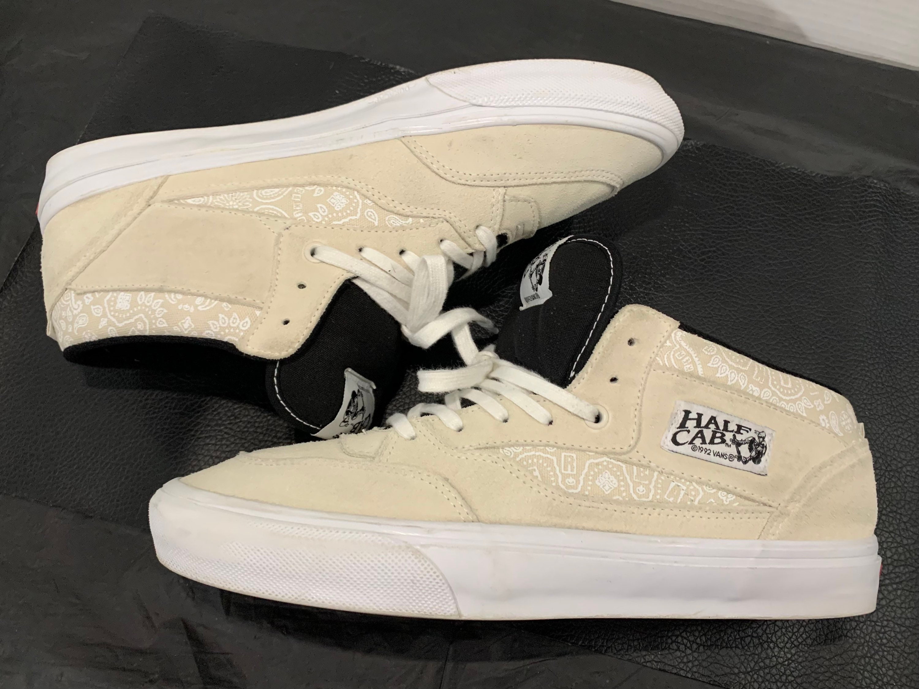 Vans half cheap cab cream