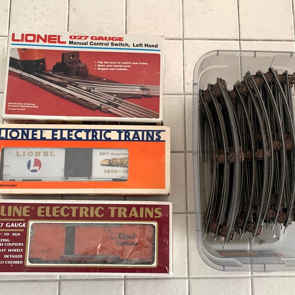 Vintage Lionel K-Line O/O27 Gauge Track & Boxcar Model Train Lot: Manual Control Switch +