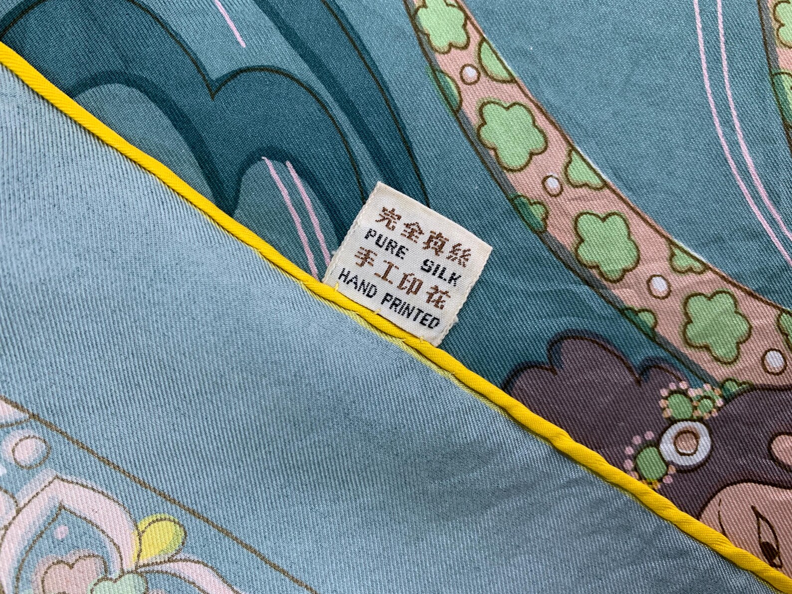 Écharpe Vintage Femme Imprimée Main - Fabriquée Au Japon - Rayon Multicolore - Occasion