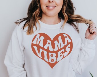 Mama Vibes SVG, mom Heart svg, MOM Vintage, Retro, Svg Cut File, Wavy Letters Svg, Silhouette Cut file, Cricut Svg, SVG Digital Download