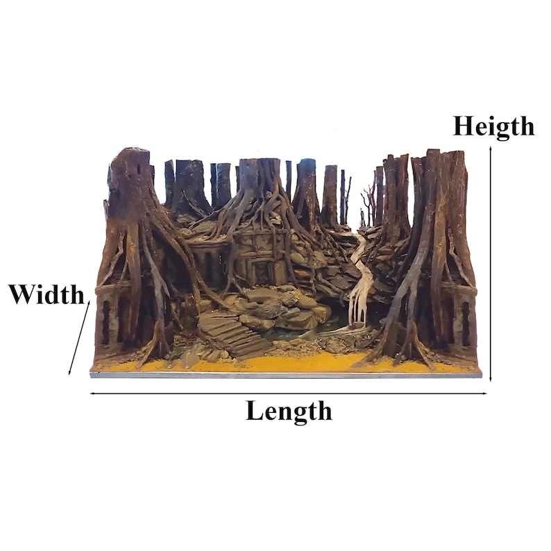 Puede incluir: Un modelo detallado de una escena de jungla con una peque&ntilde;a cascada y una estructura de piedra rodeada de &aacute;rboles con ra&iacute;ces expuestas. El modelo est&aacute; hecho de madera, piedra y otros materiales. El modelo mide aproximadamente 30 cm de ancho, 25 cm de alto y 40 cm de largo.