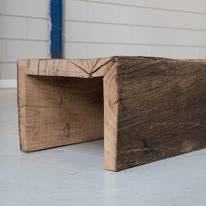 Reclaimed Oak Decorative Beam Cladding – Rustic Wooden Ceiling Beam Cover – Sustainable Old Oak for Interiors & Home Decor