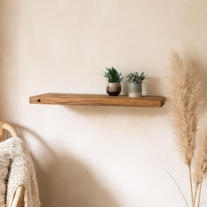 Rustic Reclaimed Oak Wall Shelf – Handmade Wooden Shelf with Invisible Brackets – Industrial Floating Shelf – Sustainable Solid Wood