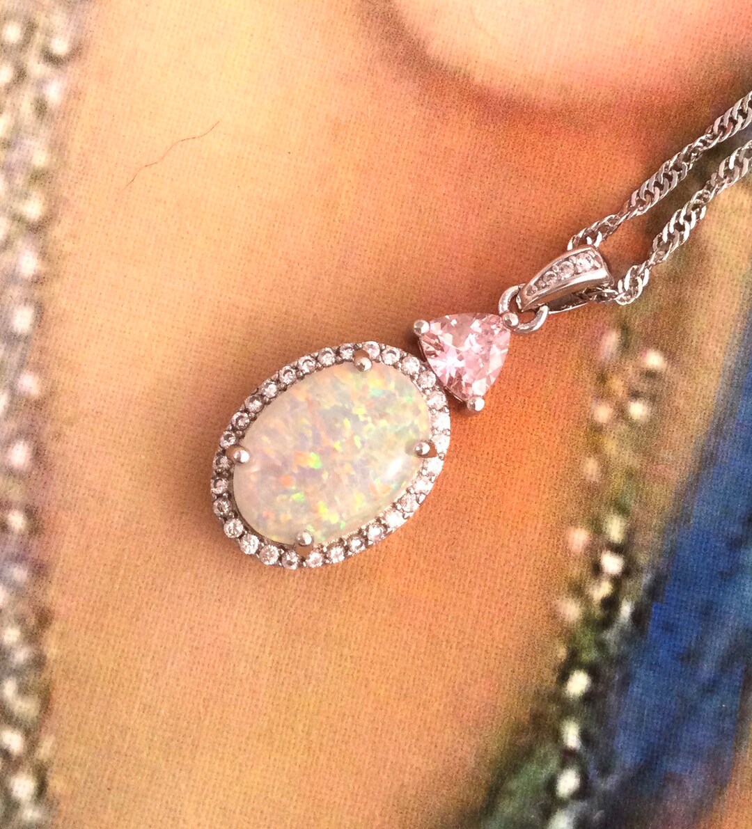 Vintage Jewellery White Gold Chain Link Necklace Blue Opal Pink Kunzite