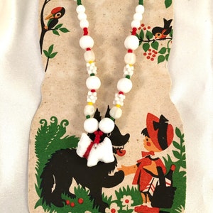 Collana vintage 1950s Rockabilly Jewellery con ciondolo Scottie Dog Little Red Riding Hood Big Bad Wolf carta di vendita originale