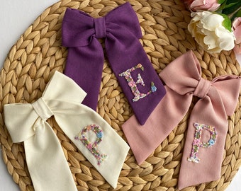 Personalized Embroidered Linen Hair Bow: Custom Initial Hair Clip