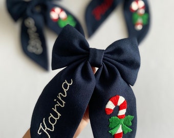 Christmas Candy Custom Name Hand Embroidered Hair Bows Personalized Letter Bow Christmas Mothers Day Bridesmaid Gift Mrs Hair Clip Kids Bows