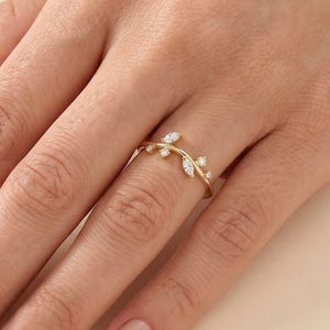 14K Solid Gold Leaf Diamond Ring, Delicate Nature Inspired  Lab Created Diamond Band, Minimalist Floral Stackable Ring, Gift For Her