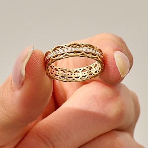 Celtic Wedding Band Women 14k Solid Gold Moissanite Eternity Ring Vintage Irish Knot Band Ring 18k Gold Ring Jewelry Gift Wife Anniversary