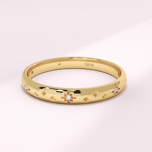 14k Solid Gold Starburst Moissanite Ring, Celestial Wedding Band Women, 3mm Scattered Lab Diamond Ring, Dainty Anniversary Stacking Band