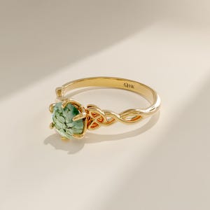14k Gold Crystal Engagement Ring, Solid Gold Celtic Knot Ring, Round Moss Agate Ring, Green Stone Solitaire Ring, Vintage Design Ring,Kamila
