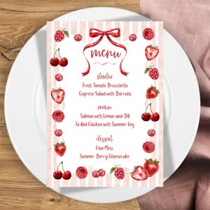 Baies d'été - Menu du dîner | Dîner d'accueil imprimé de luxe, mariage, anniversaire, événement, menu de mise en place