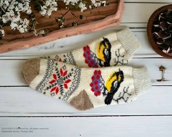 Warm Hand Knitted Wool Socks 8-9 M-Size Winter House Socks Natural Soft Yarn Colorful Cute Handmade Nordic Vintage Socks