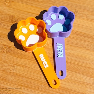 Personalized Cat Paw Food Scoop, Custom Pet Name Measuring Spoon, Cat Name Food Scoop, Cat Treat Spoon, Custom Pet Accessories, Gift for Cat