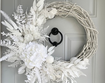 White Winter Wreath with Snowy Hydrangea and White Eucalyptus, All White Flocked Wreath for Front Door, Monochromatic Christmas Wall Decor