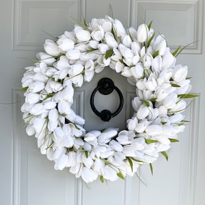 White Tulip Spring Wreath, Tulip Wreath, Spring Wreath, Neutral Decor Wreath, White Decor, Front Door Wreath, Gift for Mom, Mother&#39;s Day