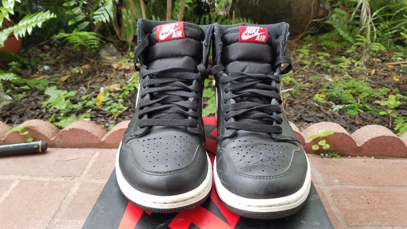 Nike Air Jordan 1 High Yin Yang Schwarz Weiß Herren Größe 8.5 Sneakers 555088-011 Bild 1