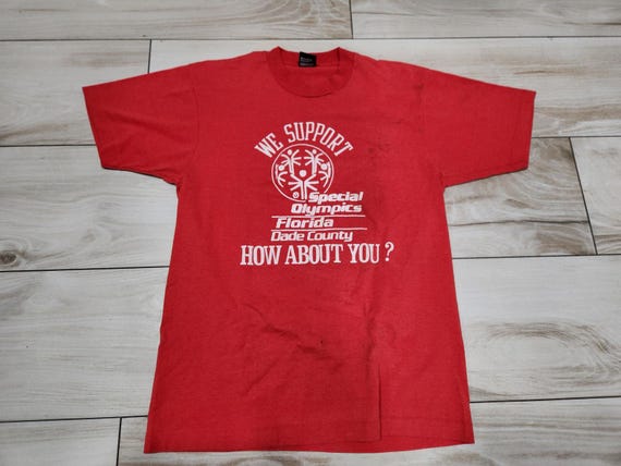 Vtg Special Olympics Miami Dade Florida red Screen stars Large single stitch