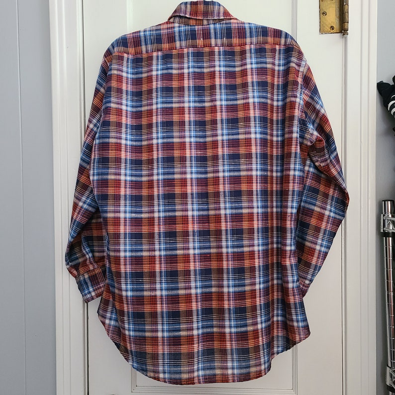 Vintage Levi's Plaid Button Up Long Sleeve Shirt, Regular Fit, Western Cut Pockets, Large, 70s, 80s image 7